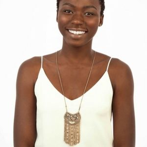 Stella & Dot Analena pendant necklace